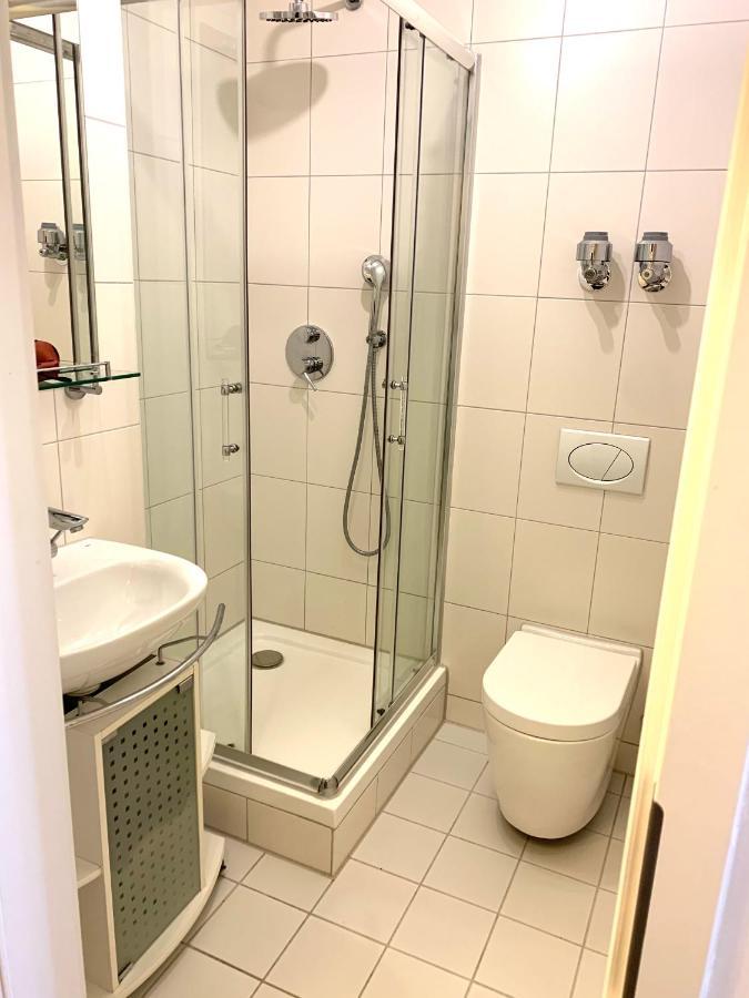 Cozy Flat , Near University , Wifi&Free Parking 雷根斯堡 外观 照片